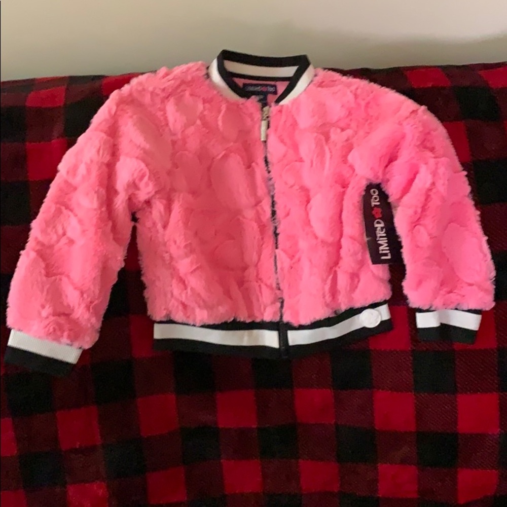 Girls fuzzy jacket size 4 small